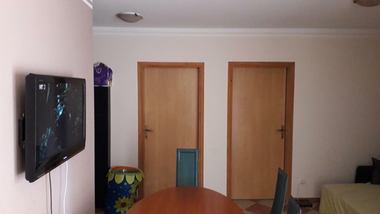 Vodice-Srimaアパートメント エクステリア 写真
