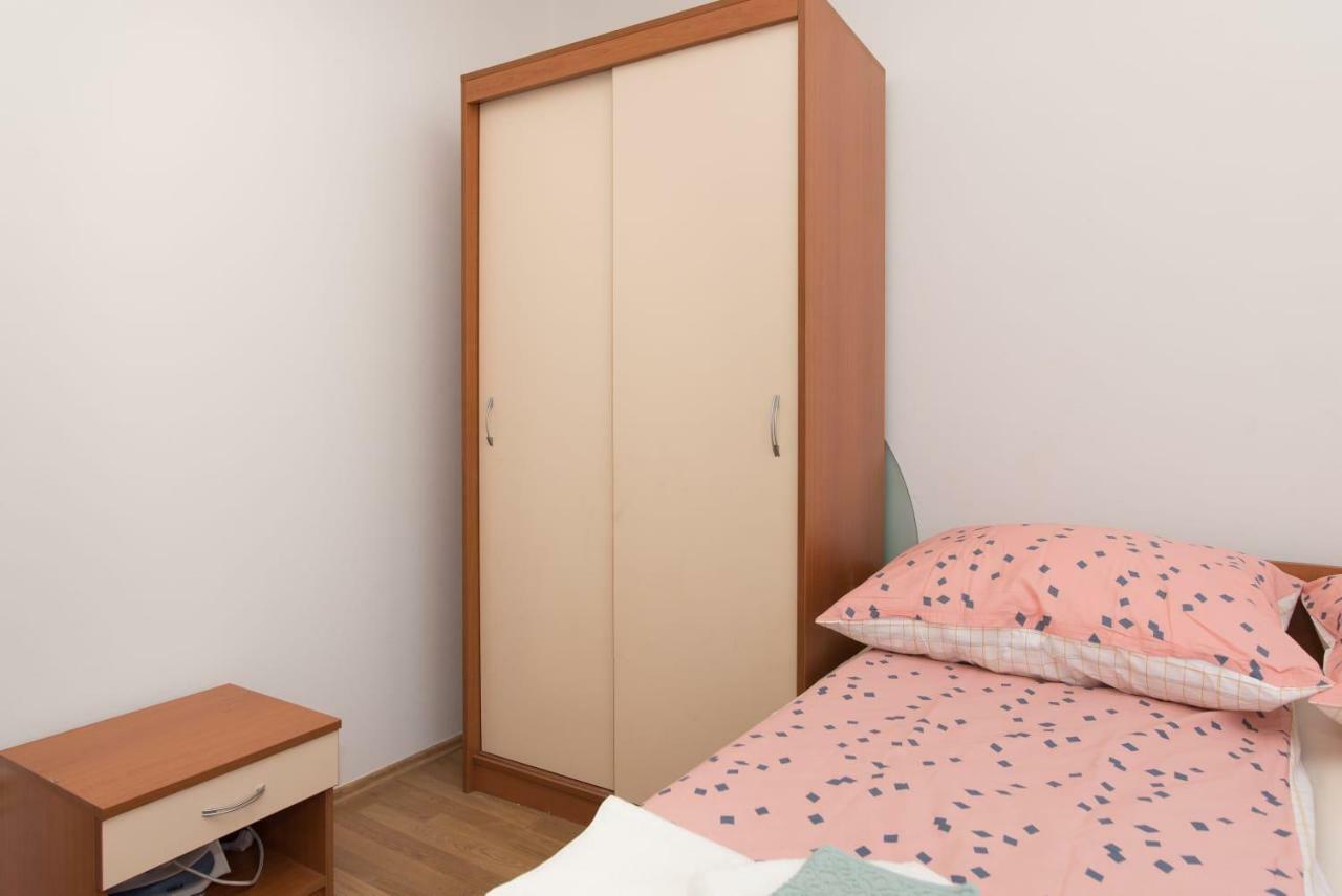 Vodice-Srimaアパートメント エクステリア 写真